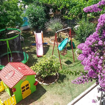 3 Bedroom Beautiful Apartment In Medulin Bagian luar foto