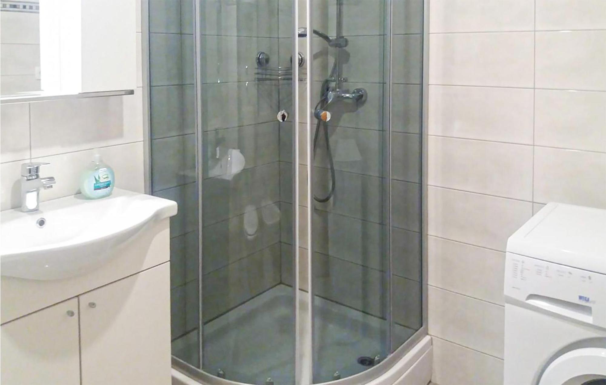 3 Bedroom Beautiful Apartment In Medulin Bagian luar foto